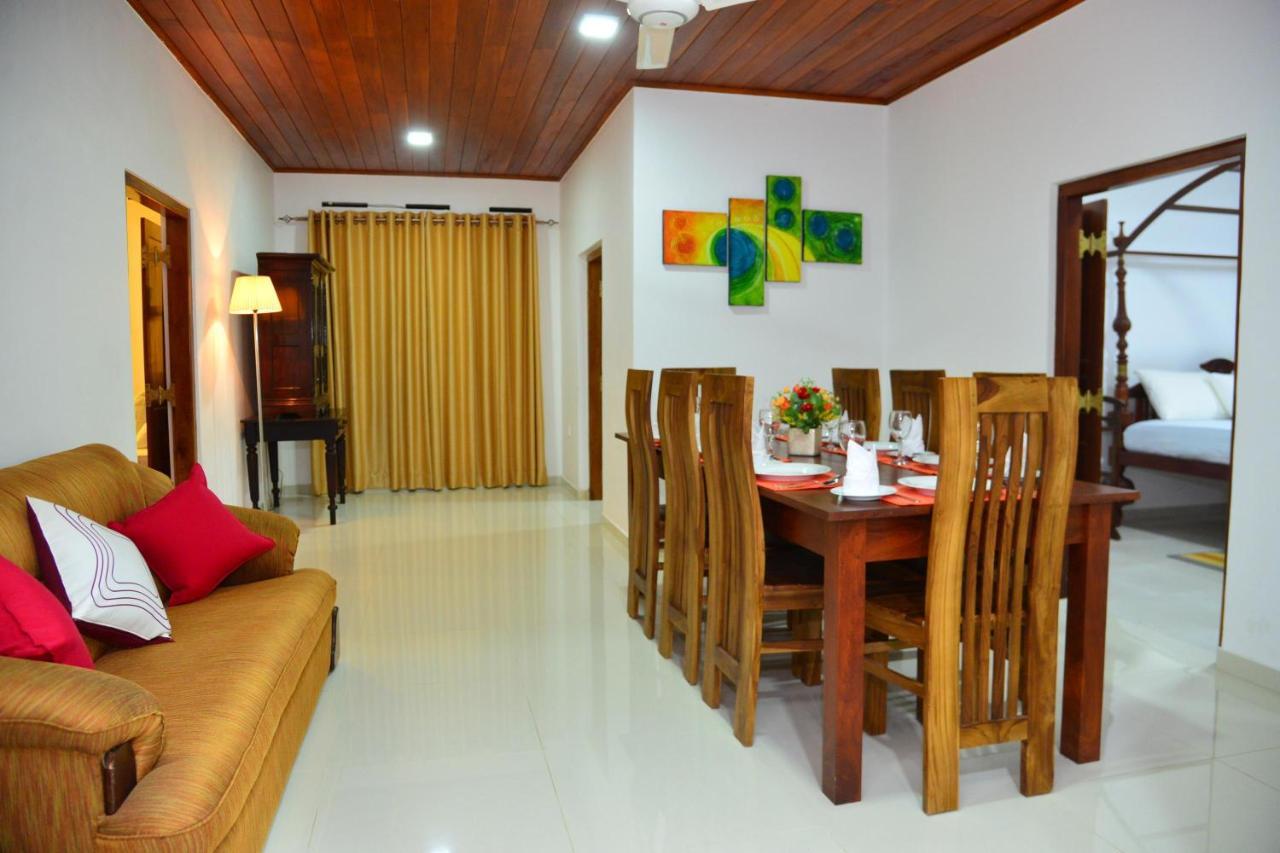 Sunshine Greens Bed and Breakfast Hikkaduwa Esterno foto