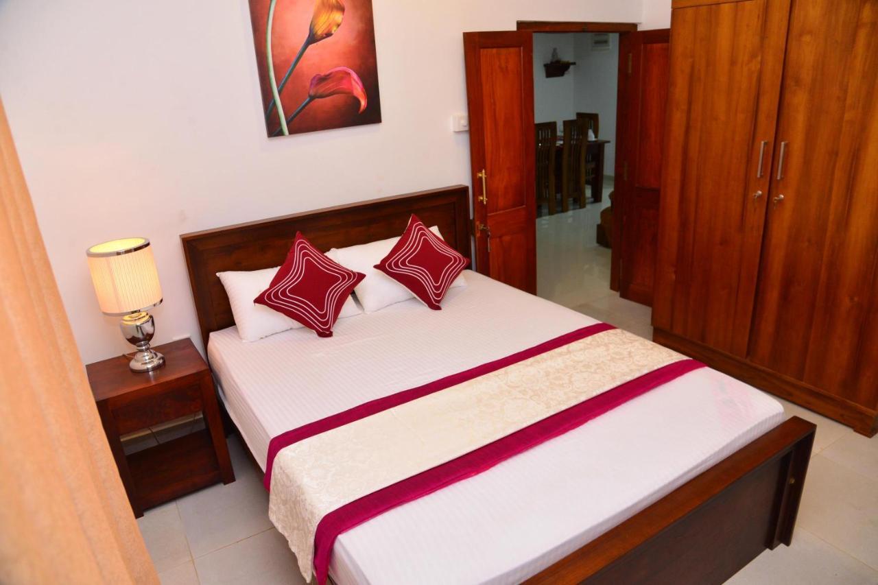 Sunshine Greens Bed and Breakfast Hikkaduwa Esterno foto